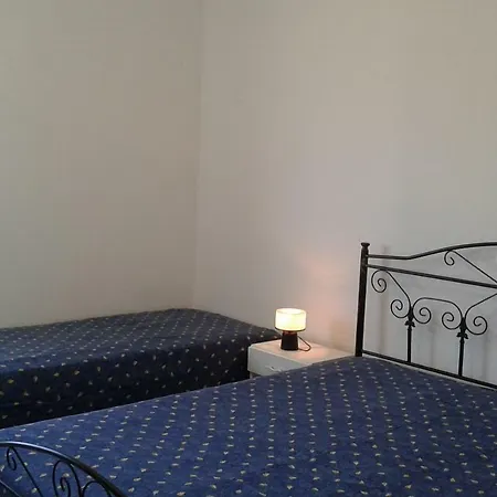 Casa Sul Mare Rif. 005 *