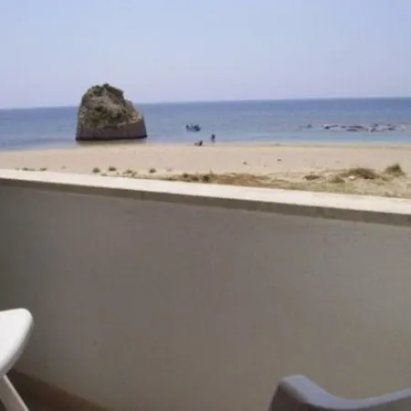 Casa Sul Mare Rif. 005 アパート
