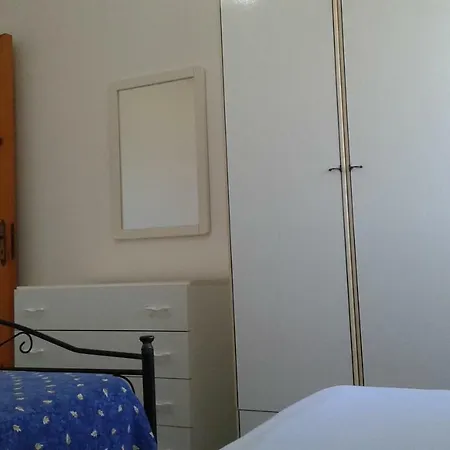 Casa Sul Mare Rif. 005 *